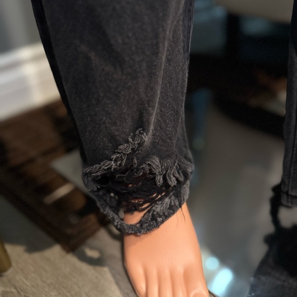 Forever 21 Women's Black Jeans - Picture 5 of 9